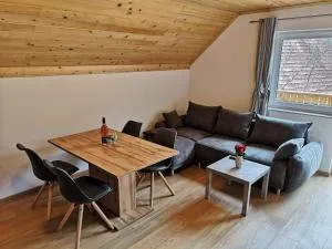 Apartments Gaby - 戈德马图杰克