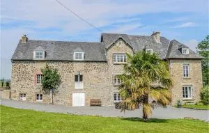 2 Bedroom Amazing Apartment In Ponts - Le PARC