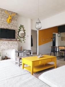 DESIGN HOME CERRO 8Pax Cerro de Las Rosas