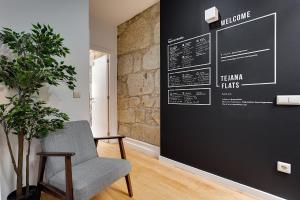 Oporto Gardens - Historic House, by Hopstays