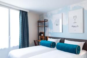 Hotels Hotel Bleu de Grenelle : 2 Chambres Communicantes