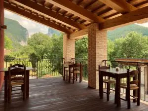 Djenga - rock 'n rooms - Genga