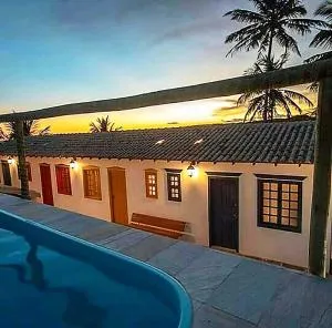 Suite em pousada no ES com lazer completo e WiFi - مآبي