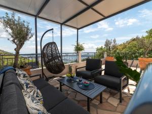 Scenic Sea View,Three Bedroom Villa with Pool