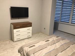 GIL Apartments, Volodimirskaja 90.246 - Majetok Bozdosh