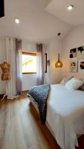 Sunny Duplex in front of Campello beach