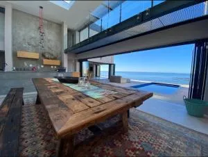 Ocean pearl seafront villa - Britannia Bay