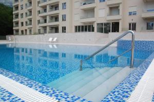 Status-M Apartments 205