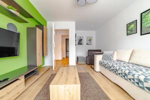 Mid-Term Rental Racadau Apartment