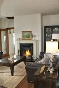 Cozy & Remote Hideaway Gintys Cottage - Curraunboy