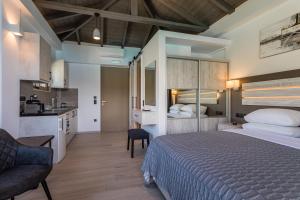 Lighthouse Apartments