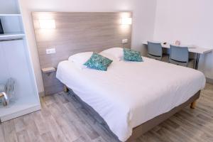Hotels Hotel Atlantique : photos des chambres
