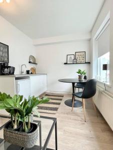 Day Dream Townhall Square Apartments