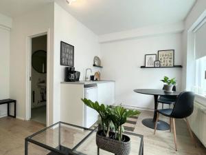 Day Dream Townhall Square Apartments