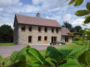 Maisons de vacances Gite de Landemeure, 10 couchages, acces PMR : photos des chambres