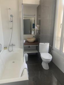 Hotels Hotel Amiraute : photos des chambres