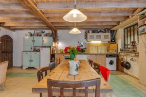 Maisons de vacances La Pause Enchantee - Maison d'artistes - 8 pers : photos des chambres