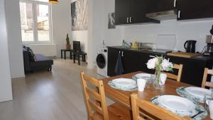 Roosevelt Apartments.