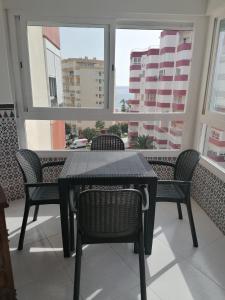 Estudio TORROX PLAYA- vistas al mar y piscina