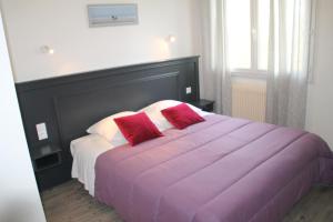 Hotels Cozy Hotel Logis Morlaix : photos des chambres