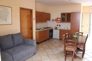 Home Family Leuca