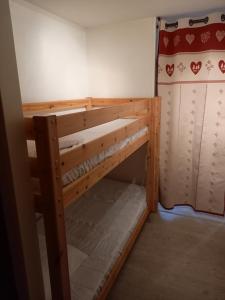 Appartements Studio 4 personnes centre Superbesse : photos des chambres