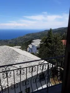 Magda Studios - Double Bed Room N3 - Makrirrákhi