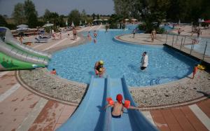 Happy Camp Mobile Homes in Camping Laguna Village