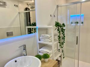 Suite Breeze - Private Heated Pool