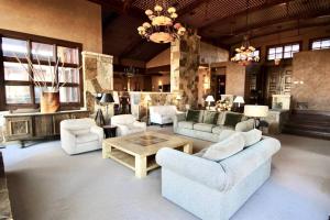 Three-Bedroom Apartment room in Moab World-Class Stone House with Excellent Views