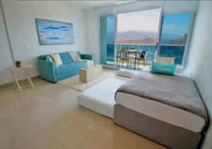 Apartamento con Piscina y Vista al Mar en Playa Salguero Santa Marta