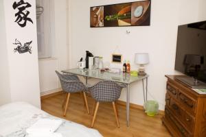 B&B / Chambres d'hotes Chambre d'hotes Au Coeur De NancyB&B : photos des chambres