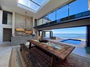 Ocean pearl seafront villa