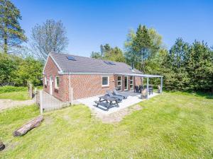 8 person holiday home in Nørre Nebel