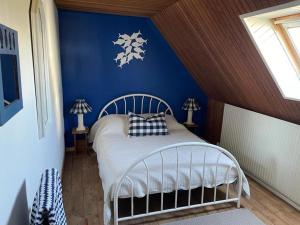 Maisons de vacances Holiday home in Plouhinec next to the sea : photos des chambres
