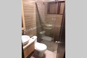 Hermoso apartamento en condominio La Victoria