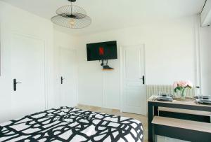 Le Tamaris - Terrasse Vue sur Mer - Piscine, Tennis & Jardin