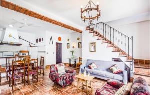 3 Bedroom Amazing Home In Rute