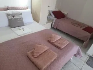 Xristinas Rooms - Andiskárion