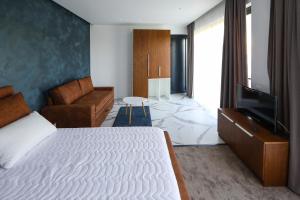 GRAFFIT Luxury houses