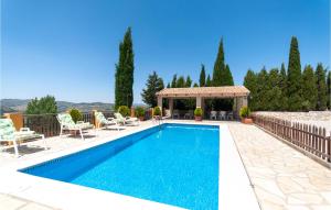 Awesome Home In Montefrio