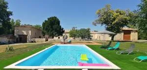 Domaine de Gaïa, Piscine, Pétanque, Ping-pong, proche Saint Emilion - Vignonet