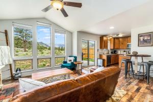 Two-Bedroom Townhouse room in Serenity in the Rockies townhouse