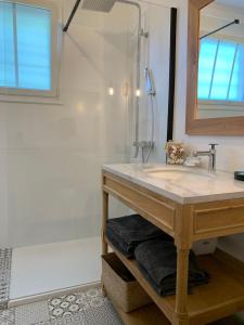 B&B / Chambres d'hotes Les Chambres de L'ARESTEL : Chambre Double avec Terrasse