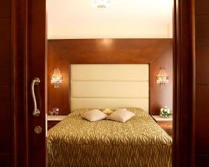 Aquamare Beach Hotel & Spa