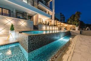 Dollaku Apartments