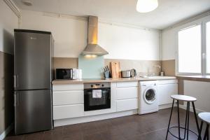 Appartements Magnifique T4 refait a neuf spacieux et lumineux : photos des chambres