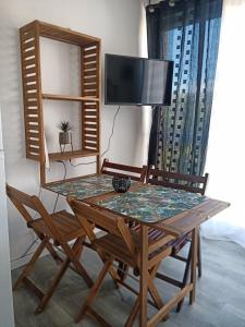 cosy STUDIO 4 personnes, proche mer et commerce 0 chambre