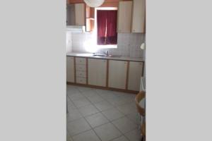 Κεντρικό στούντιο 250m σχεδόν από την παράλια.