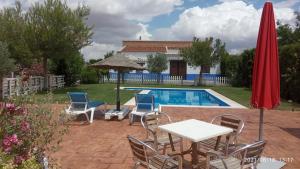 obrázek - Casa Rural con jacuzzi y pista de padel - Casa de Pacas